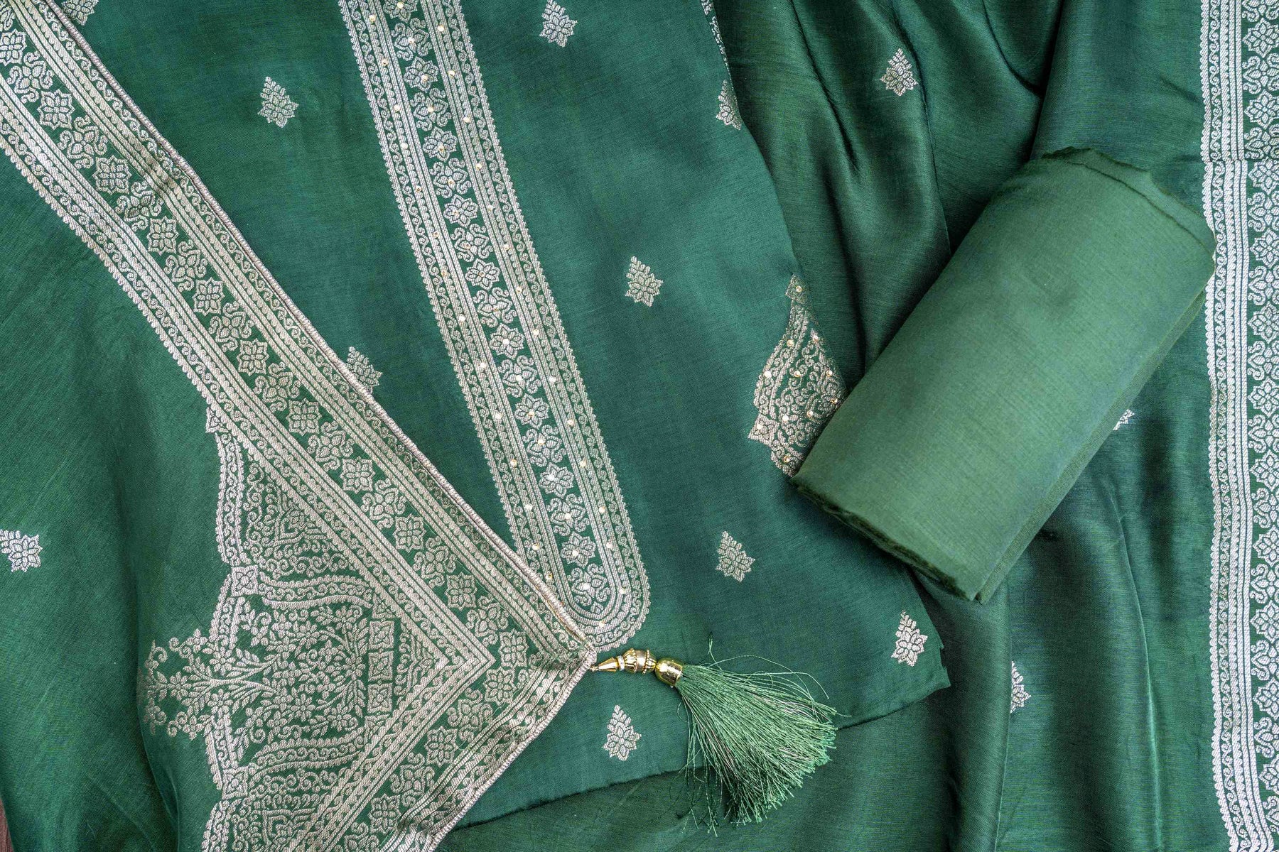 Green Zariwork Banarasi Silk Unstitched Salwar Suit