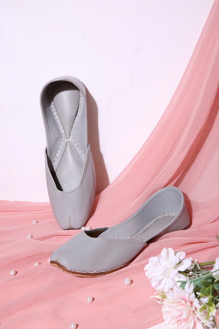 Soft Dove Grey Everyday comfort